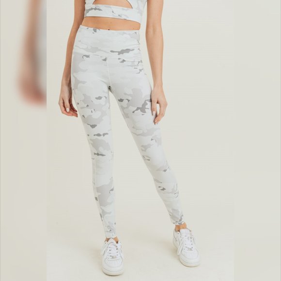 Mono B Pants - Snow Camo Highwaist Leggings